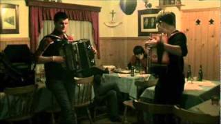 Jure Pečjak&Rok Dremelj -Jesen( v Živo)Ans Franca Miheliča
