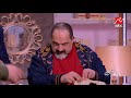 عمرو أديب منبهر من الموزة .. وتعليق كوميدي من خالد الصاوي