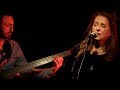 Capture de la vidéo Mary Coughlan 'Double Cross' De Barra's Folk Club, Clonakilty 2019