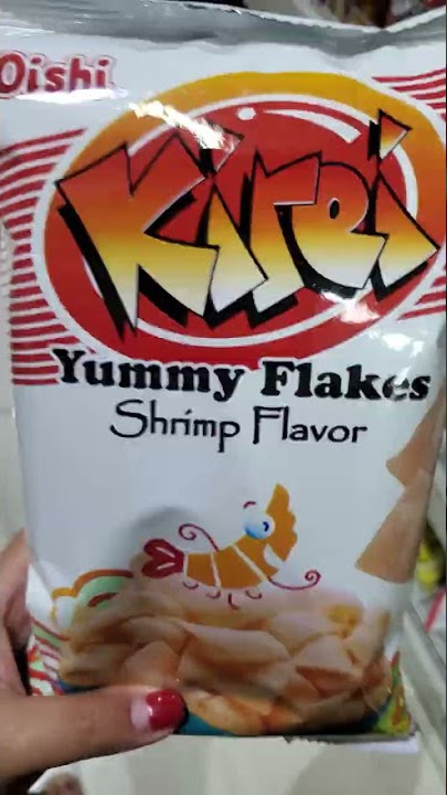 Kirei Yummy Flakes #shorts #asmr #asmrsounds #chips #shrimp #viral #trending #kirei #oishi