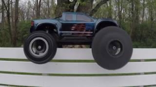 WOW!!!  Proline Badlands MX43 vs Traxxas 8s & 6s Tires