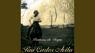 Video thumbnail of "Rui Carlos Ávila - Se o Amor Anda Distante"