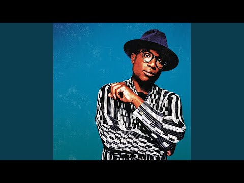 YouTube पर One देखें YouTube पर One देखें