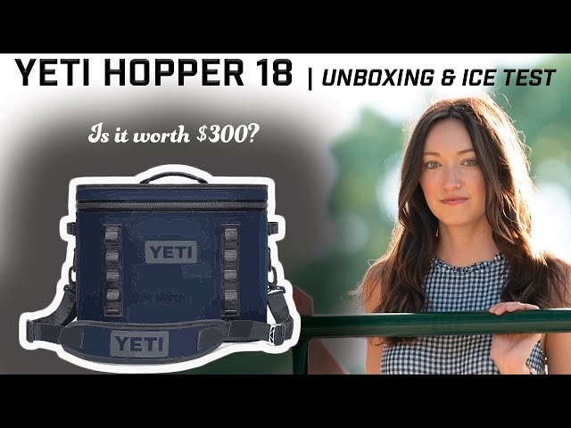 Yeti Hopper Flip 8 Soft Cooler in Navy