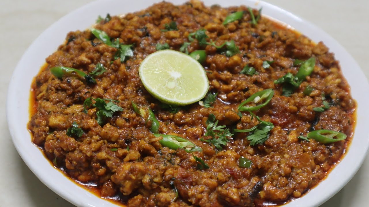 Chicken Keema Recipe  Ayesha With Kitchen