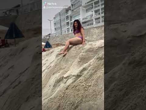 Shirley Lenz Ramirez en la Playa de Lima punta hermosa