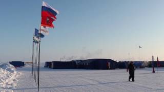 Robby im Eiscamp Barneo! Auf zum Nordpolmarathon
