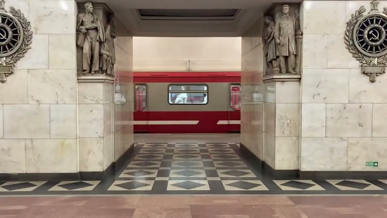 Станция метро Нарвская