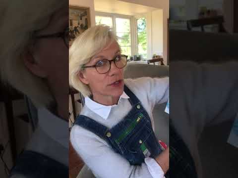 Juliet Stevenson reads “Elephant in my Kitchen”, by Smriti Halls, for Save with Stories UK Juliet Stevenson reads “Elephant in my Kitchen”, by Smriti Halls, for Save with Stories UK