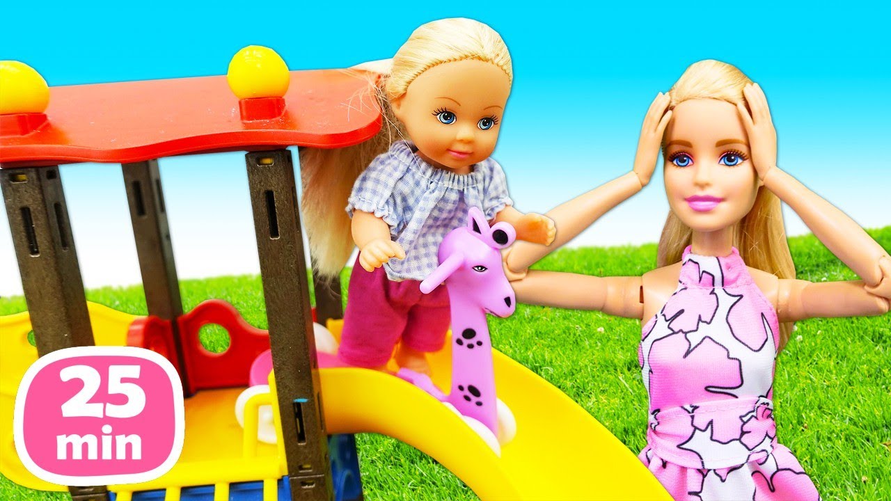 Evi tombe du toboggan! Histoires de Barbie et de sa famille. Vidéo avec  poupées pour filles. - YouTube