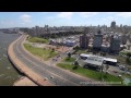 Video aéreo de las ramblas del sur-oeste de Montevideo, Uruguay desde lo Alto