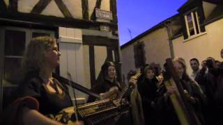 Les Médiévales de Provins 2012 - musiciens de rue...session spontanée