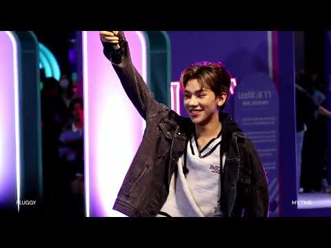 PERSES PLUGGY ปลั๊กกี้ 'TOUCHDOWN (ใกล้ดาว)' MIX 221110