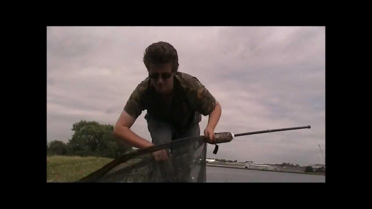 Crazy Carping up at Walthamstow on the higher Maynard first session first fish