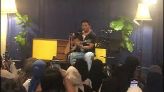 Sal Priadi - Kultusan (Acoustic Live at Little League, Jakarta 6/4/2023)