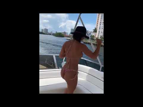 Dancing in the yacht / hot brazilian girl twerk / thong bikini