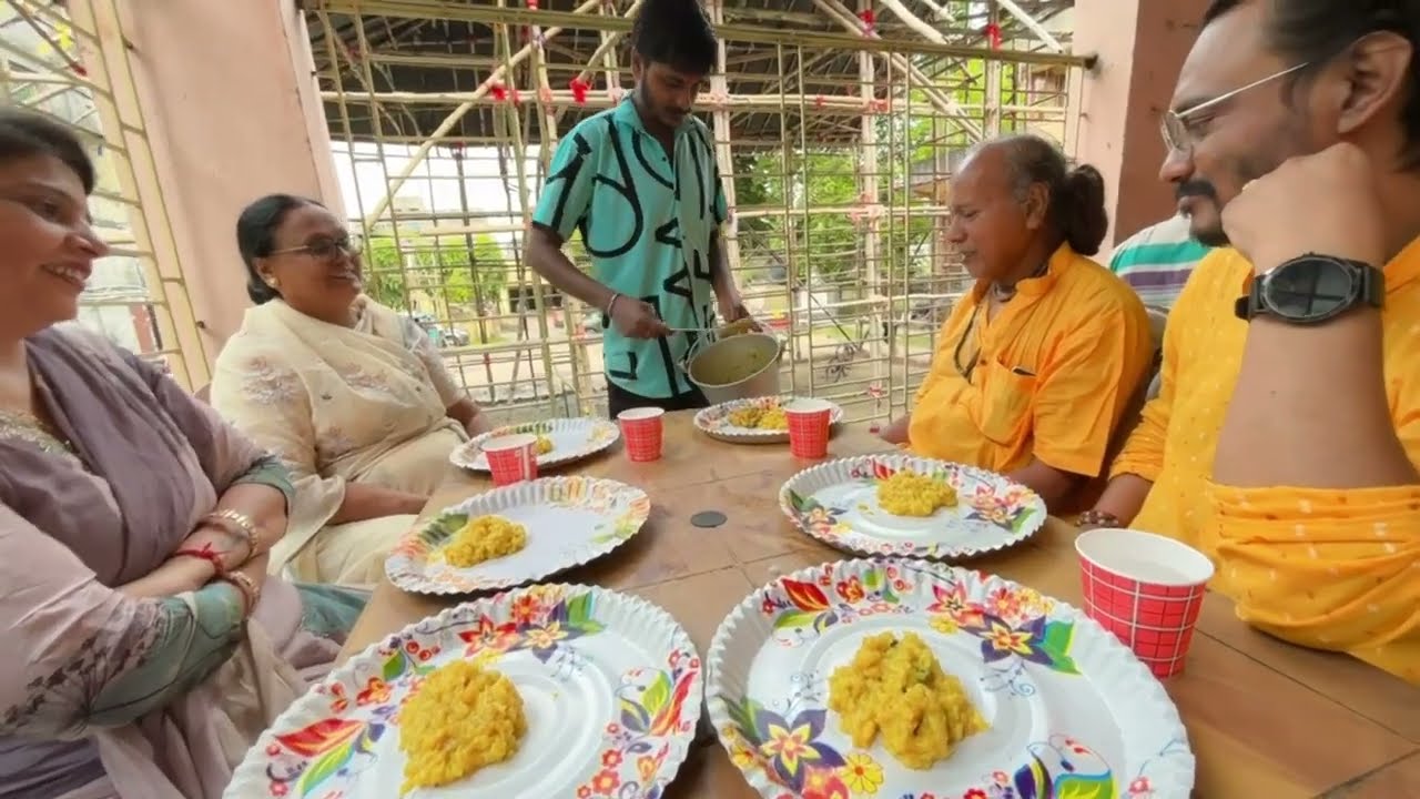 আমরা সবাই মিলে শ্যামসুন্দর মন্দির খড়দহ ১৪ রকম প্রসাদ খেয়ে আসলাম / Sri Radha Shyam Sundar Temple / 