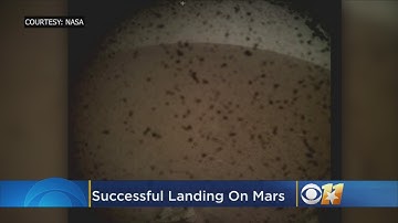 First Images Sent Back From InSight Mars Lander Moments After Touchdown
