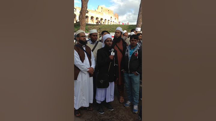 Il corteo dei musulmani al Colosseo per riaprire le moschee abusive
