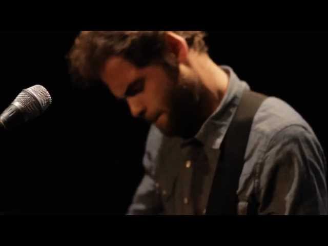 Passenger - Let Her Go (Official Video) + lyrics class=