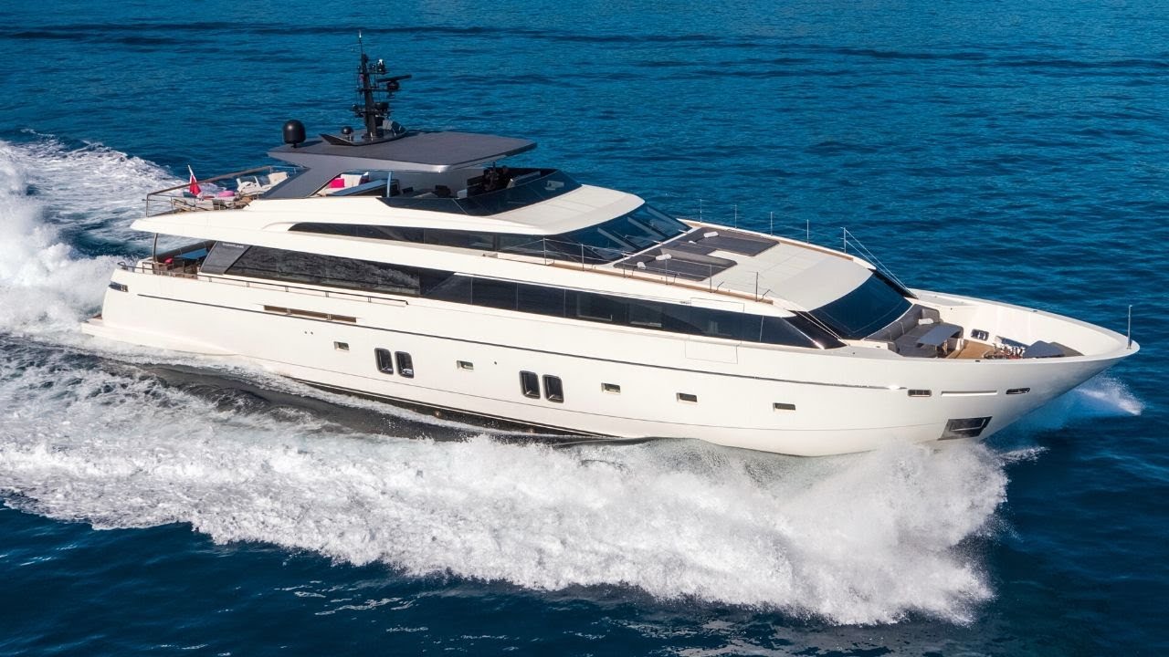 M/Y BRABUS 7 | 36.5m/119'09