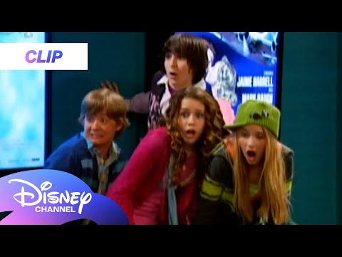 The Stewarts Get Caught In A Web Of Lies Hannah Montana Throwback Disneychannel