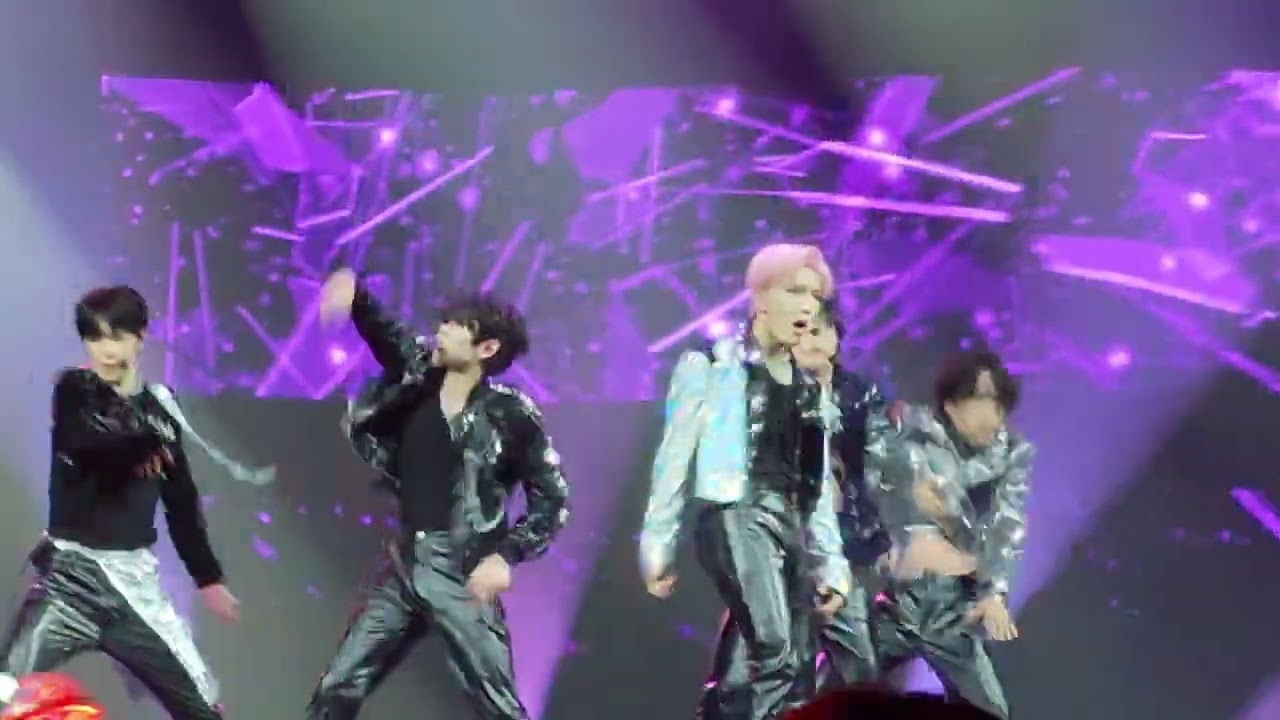 230319] INI - SpecTra #INI #INI_LogintoThailand #KCON2023THAILAND