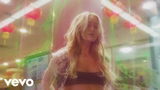 Elley Duhé - FEVER