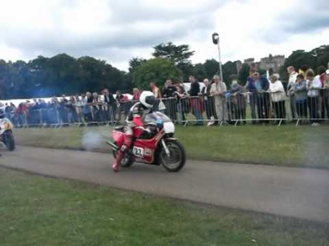 Suzuki XR23 demonstration laps