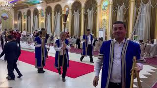 картинка: Свадьба в Канибадаме ❤️