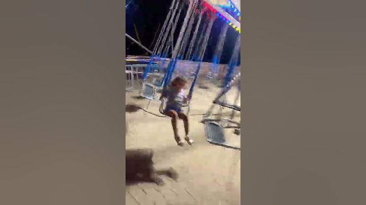 Sofia alle giostre 🎠