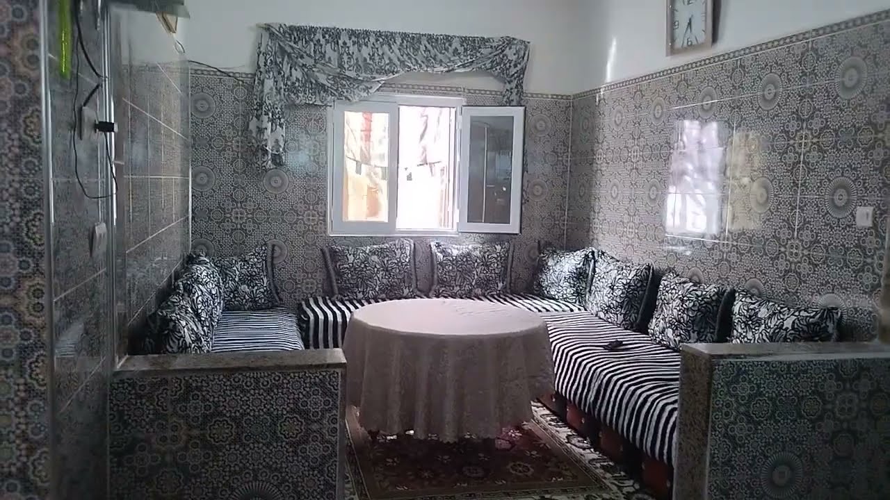 الهمزةوشمن همزة شقة رائعة للبيع في حي زواغة بفاس المساحة80م وتمن 16ملون0693034847