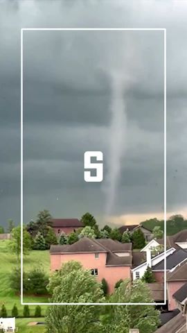 Amateurvideos von US-Unwettern: Tornado auf dem Golfplatz | DER SPIEGEL Shorts