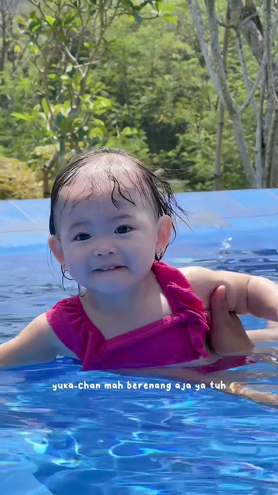 yuka-chan berenang di siang bolong! #baby #minivlog #yuka #vlog #family #swimming #familytime