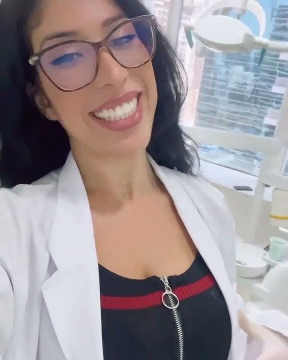 اجمد راقصة تشتغل دكتور اسنان