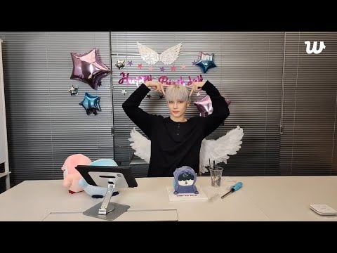 MULTI SUB] TXT WEVERSE LIVE (2025.08.13) | KAI BIRTHDAY LIVE