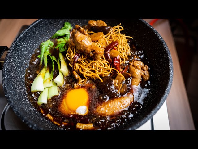 Sizzling Yee Mee Ala Food Court. class=