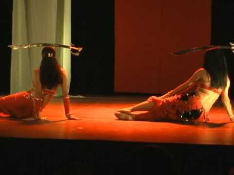 Cia Beth Soares - Espadas: Beth Soares e Diana Souza
