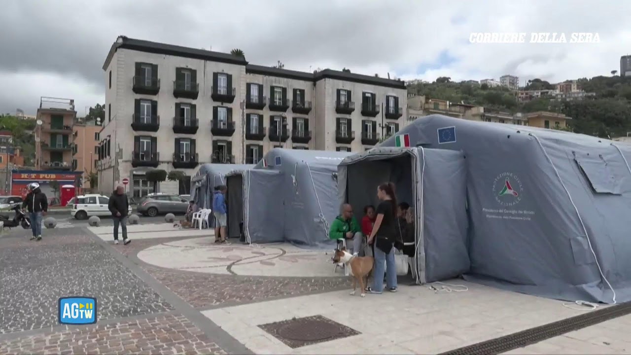 Campi Flegrei, la tendopoli di Pozzuoli il giorno dopo il sisma [DIRETTA]