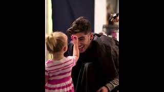 Zayn malik with his daughter Khai malik🥰😘💕 #shorts #zaynmalik #gigihadid #khaimalik #foryou