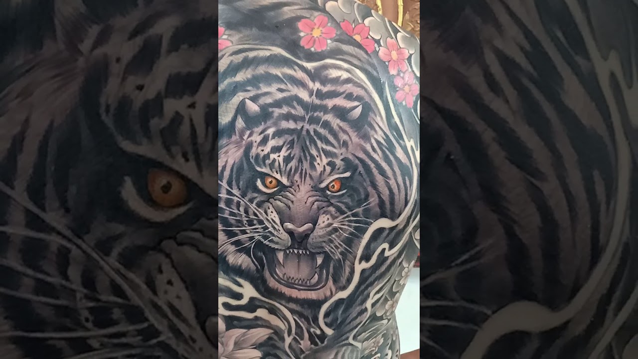สักเสือ เต็มหลัง  tiger Tattoo ช่างเอก เบสท์ชัวร์ ทัททู Tattoo Chiangmai Thailand