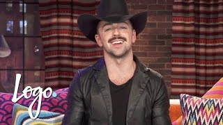 Romy And Micheles High School Reunion In 30 Seconds Or Less Tails & Clics Logo