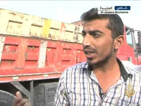 انتظار الشاحنات التركية على الحدود مع سوريا