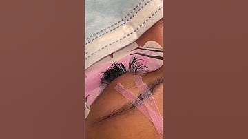 Removing Outgrown Lashes #lashextensions #lashes #lash #lashlife #lashaddict