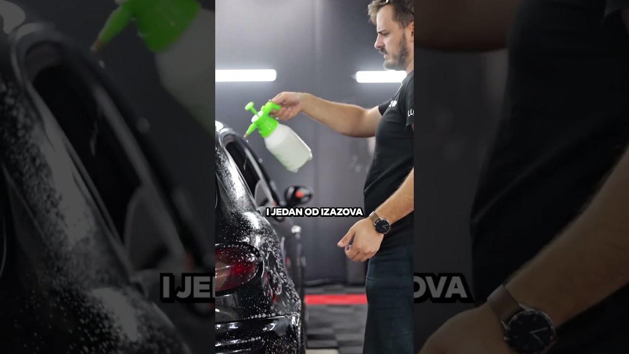 AUTO MI JE ZELEN
