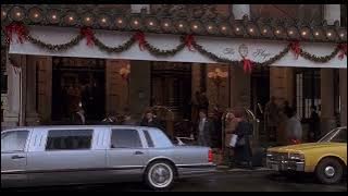 Home Alone 2: Lost in NewYork - Mr. Hector chasing kid in Plaza Hotel scene