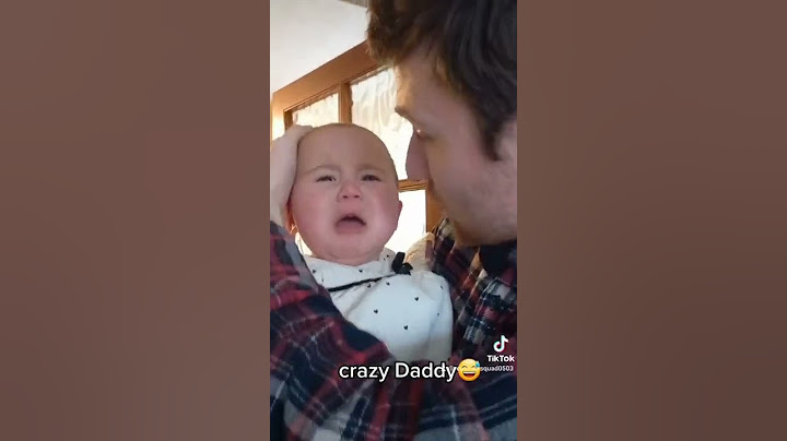 Daddy bullying the baby😅