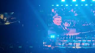 Luis Miguel un hombre busca a una mujer Allstate arena Chicago 23