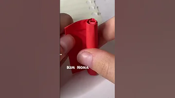 كيف تسوي باقة ورد بالورق 