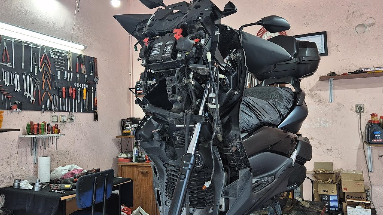 Xmax 250 300 Ön Amortisör Keçesi Değişimi